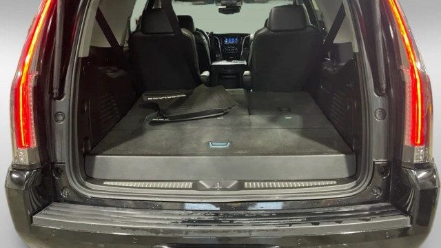 2015 Cadillac Escalade 4WD 4dr Luxury - 23011816 - 8