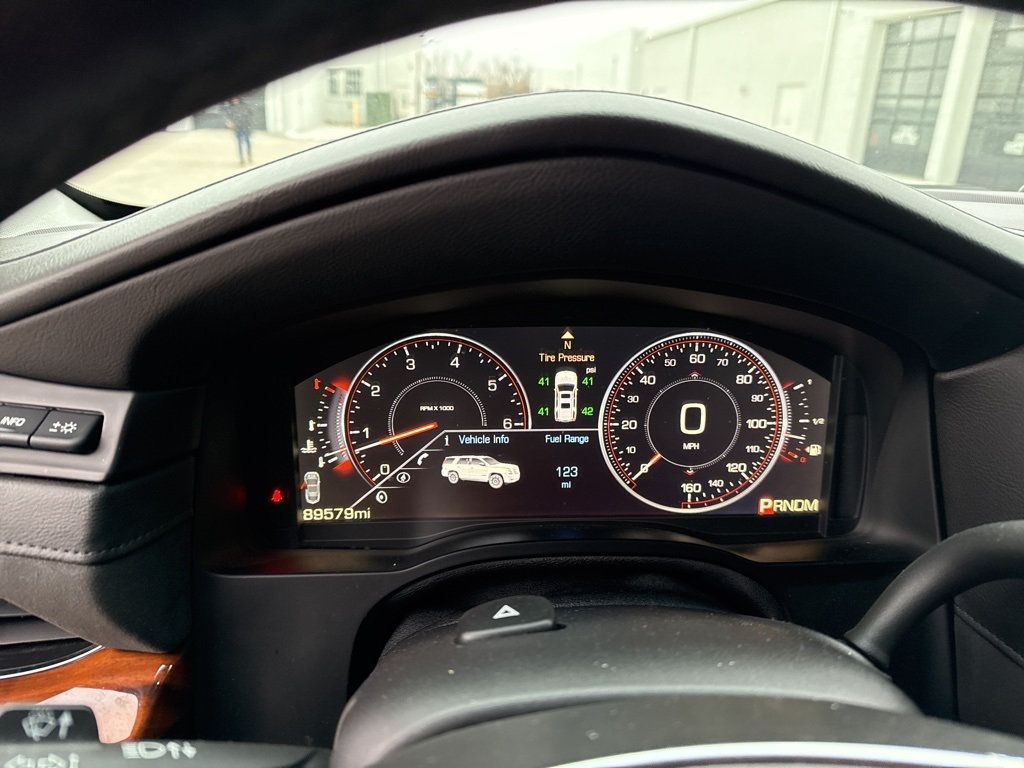 2015 Cadillac Escalade 4WD 4dr Luxury - 22959555 - 9