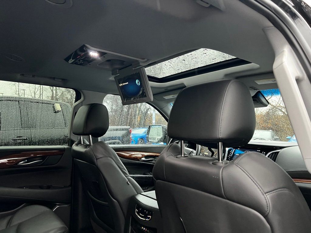 2015 Cadillac Escalade 4WD 4dr Luxury - 22970472 - 10