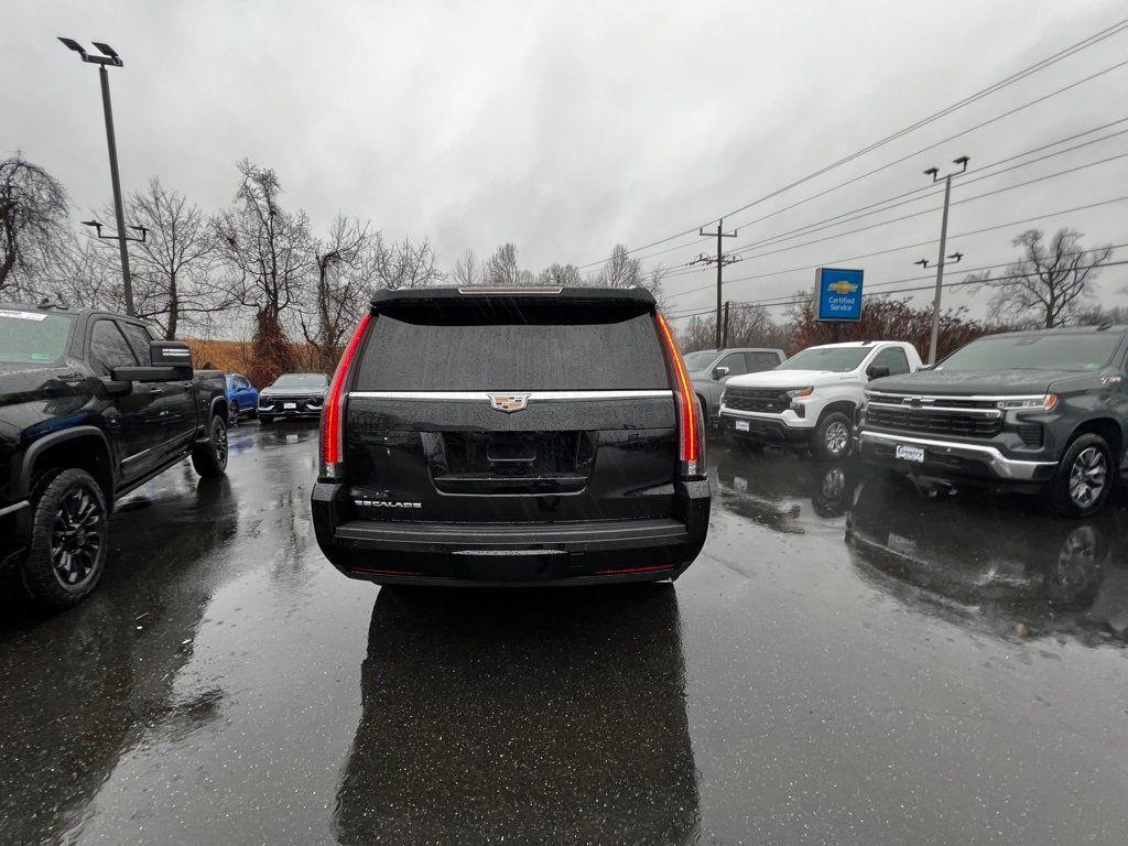 2015 Cadillac Escalade 4WD 4dr Luxury - 22970472 - 2