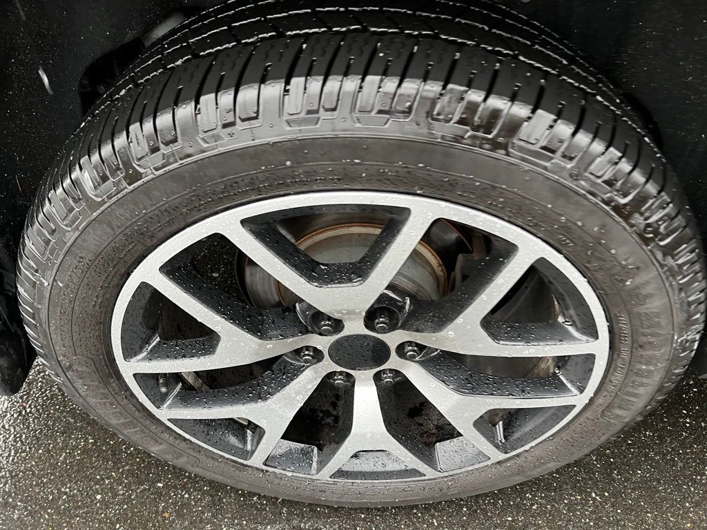 2015 Cadillac Escalade 4WD 4dr Luxury - 22970472 - 8