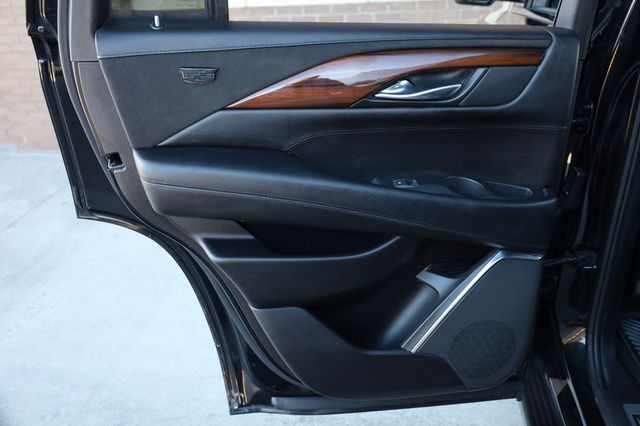 2015 Cadillac Escalade 4WD 4dr Luxury - 22877786 - 15