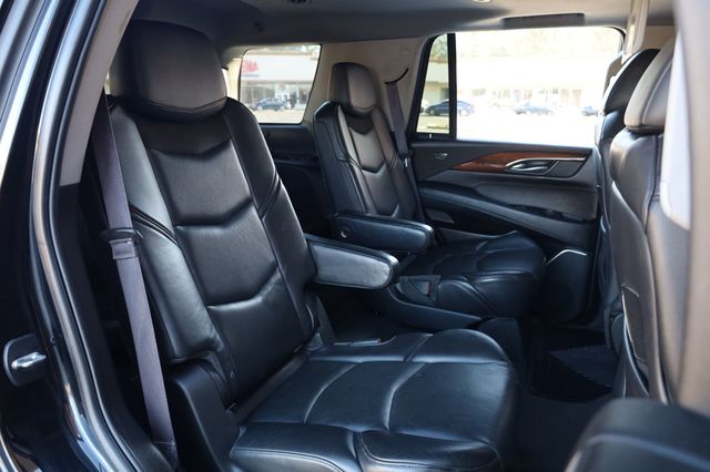 2015 Cadillac Escalade 4WD 4dr Luxury - 22877786 - 20