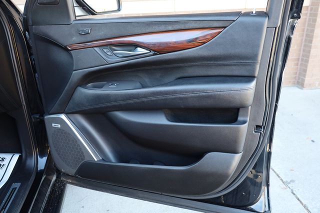 2015 Cadillac Escalade 4WD 4dr Luxury - 22877786 - 21