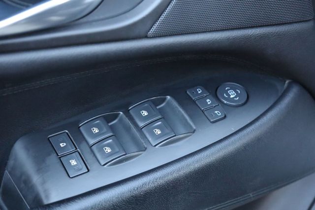 2015 Cadillac Escalade 4WD 4dr Luxury - 22877786 - 30