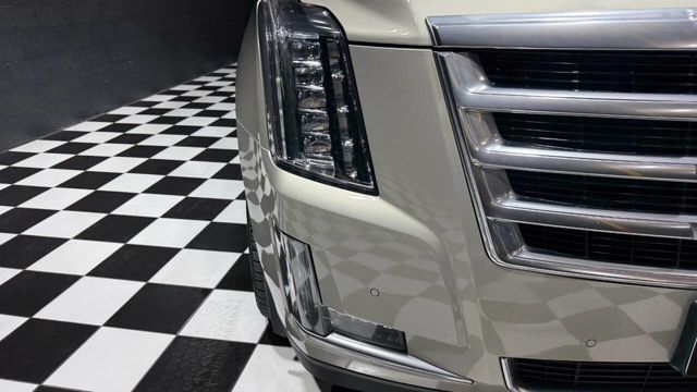2015 Cadillac Escalade 4WD 4dr Luxury - 22967023 - 22