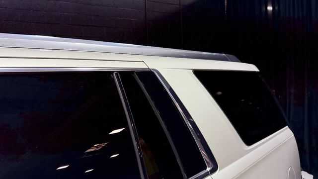 2015 Cadillac Escalade 4WD 4dr Luxury - 22967023 - 29