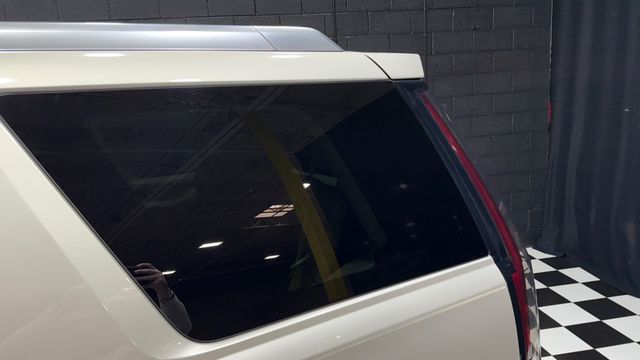 2015 Cadillac Escalade 4WD 4dr Luxury - 22967023 - 31