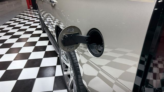 2015 Cadillac Escalade 4WD 4dr Luxury - 22967023 - 32