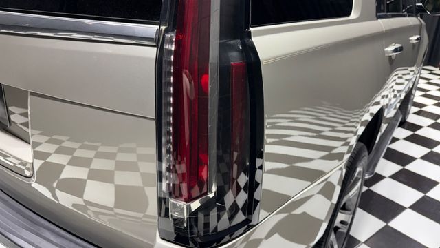 2015 Cadillac Escalade 4WD 4dr Luxury - 22967023 - 35