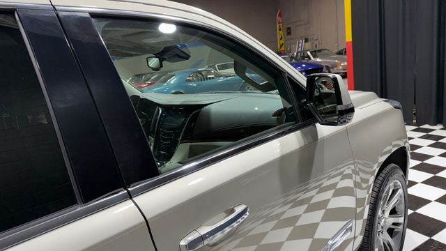 2015 Cadillac Escalade 4WD 4dr Luxury - 22967023 - 38