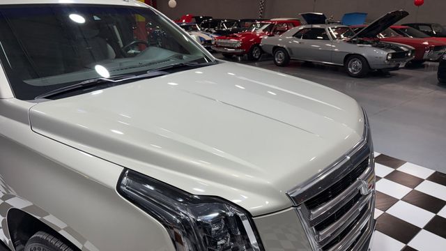 2015 Cadillac Escalade 4WD 4dr Luxury - 22967023 - 41