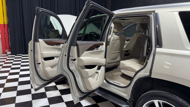 2015 Cadillac Escalade 4WD 4dr Luxury - 22967023 - 54