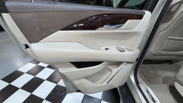 2015 Cadillac Escalade 4WD 4dr Luxury - 22967023 - 68