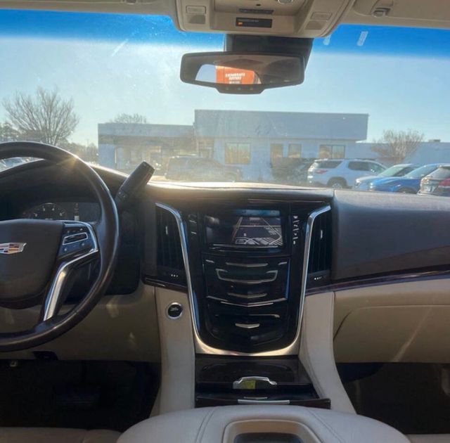 2015 Cadillac Escalade 4WD 4dr Luxury - 22967023 - 8