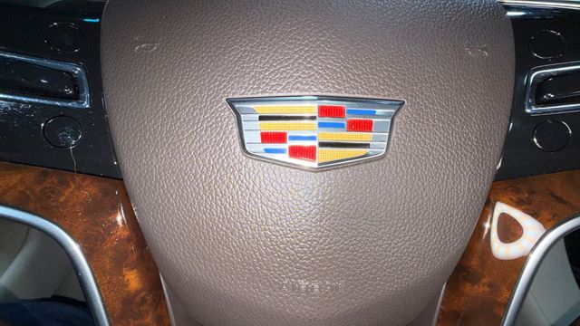 2015 Cadillac Escalade 4WD 4dr Luxury - 22967023 - 97