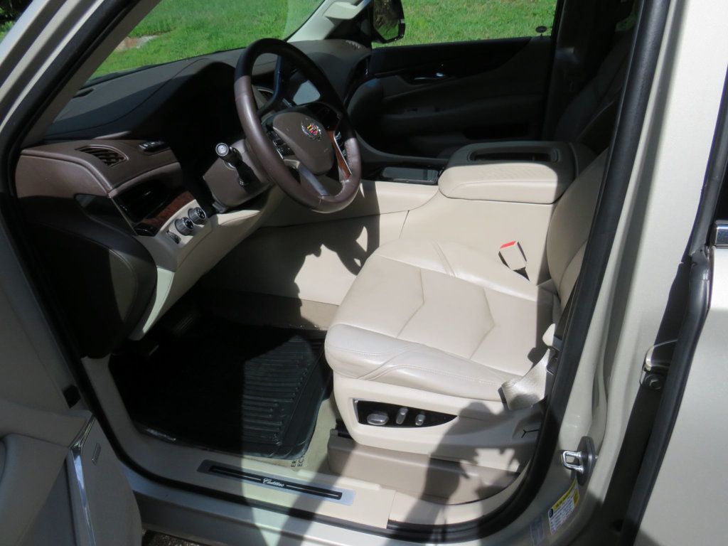 2015 Cadillac Escalade 4WD 4dr Luxury - 22828736 - 16