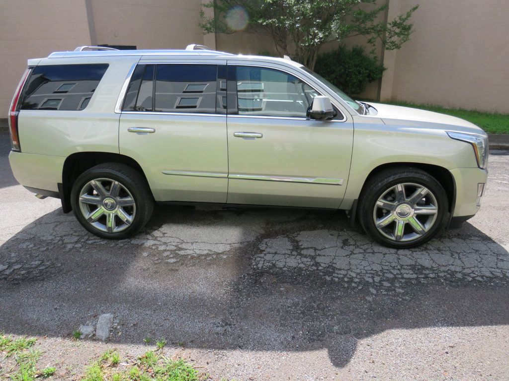 2015 Cadillac Escalade 4WD 4dr Luxury - 22828736 - 4
