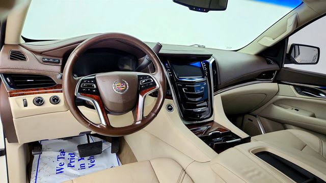 2015 Cadillac Escalade 4WD 4dr Luxury w/ Rear Entertainment System & 22'' Wheels - 23020893 - 12