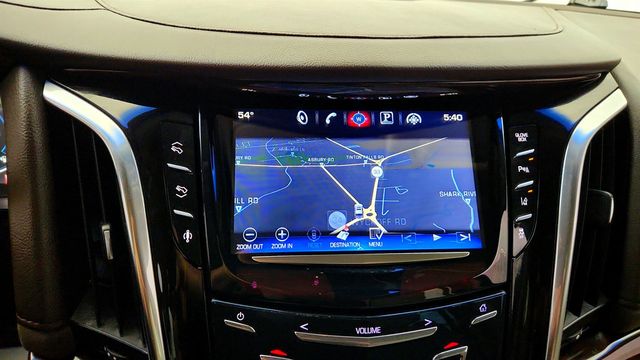 2015 Cadillac Escalade 4WD 4dr Luxury w/ Rear Entertainment System & 22'' Wheels - 23020893 - 19