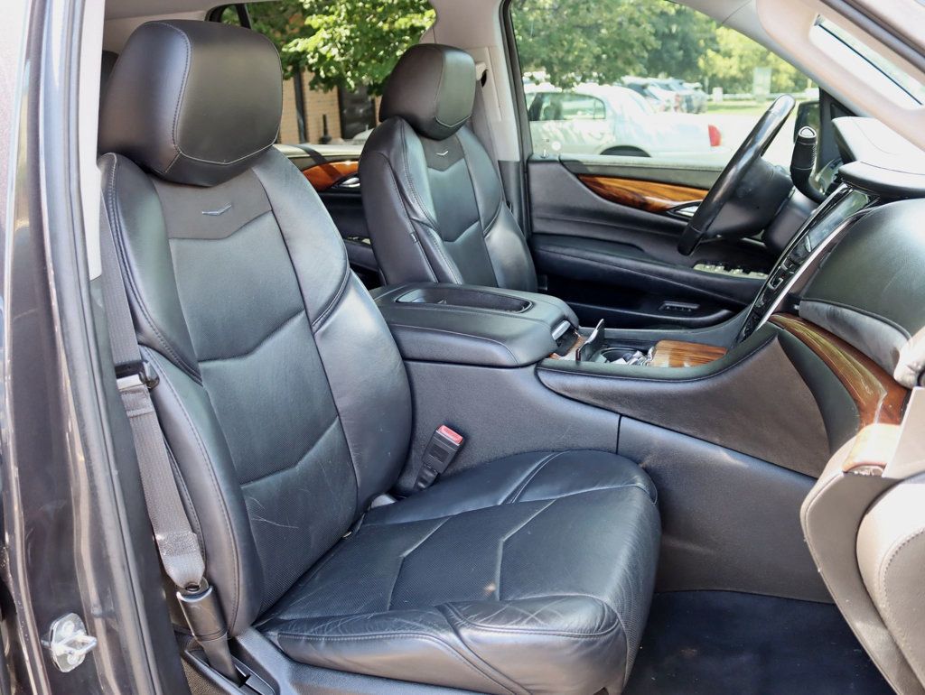 2015 Cadillac Escalade Premium photo 22