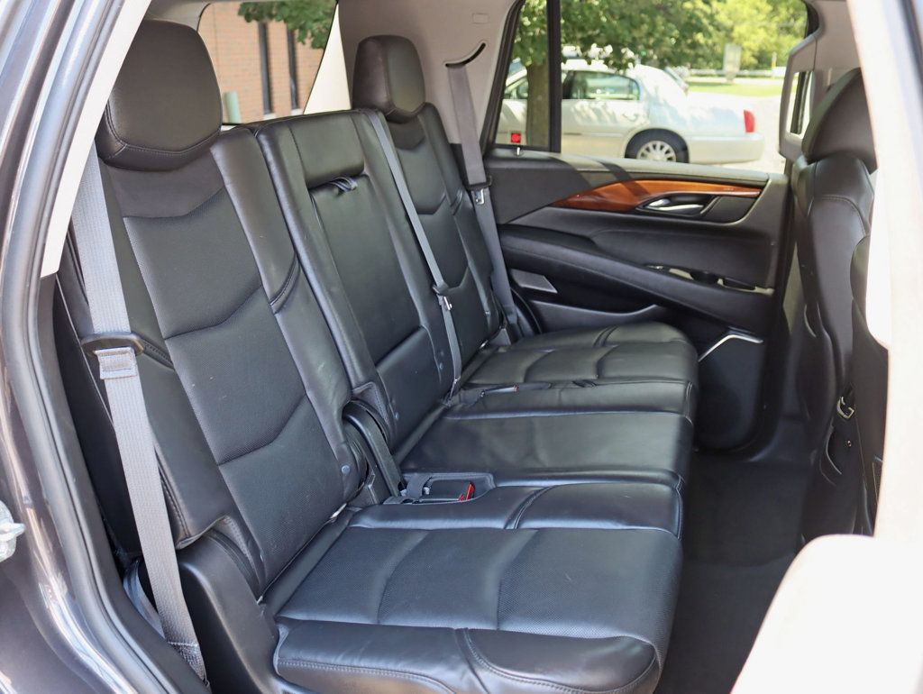 2015 Cadillac Escalade Premium photo 24