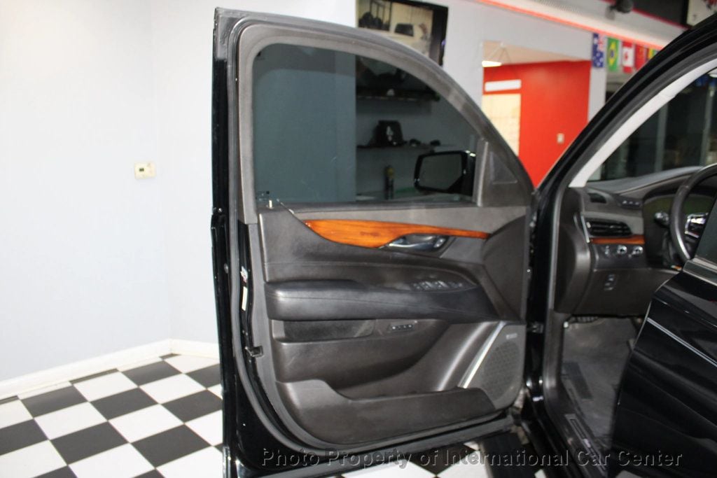 2015 Cadillac Escalade 4WD 4dr Premium - 22927839 - 11
