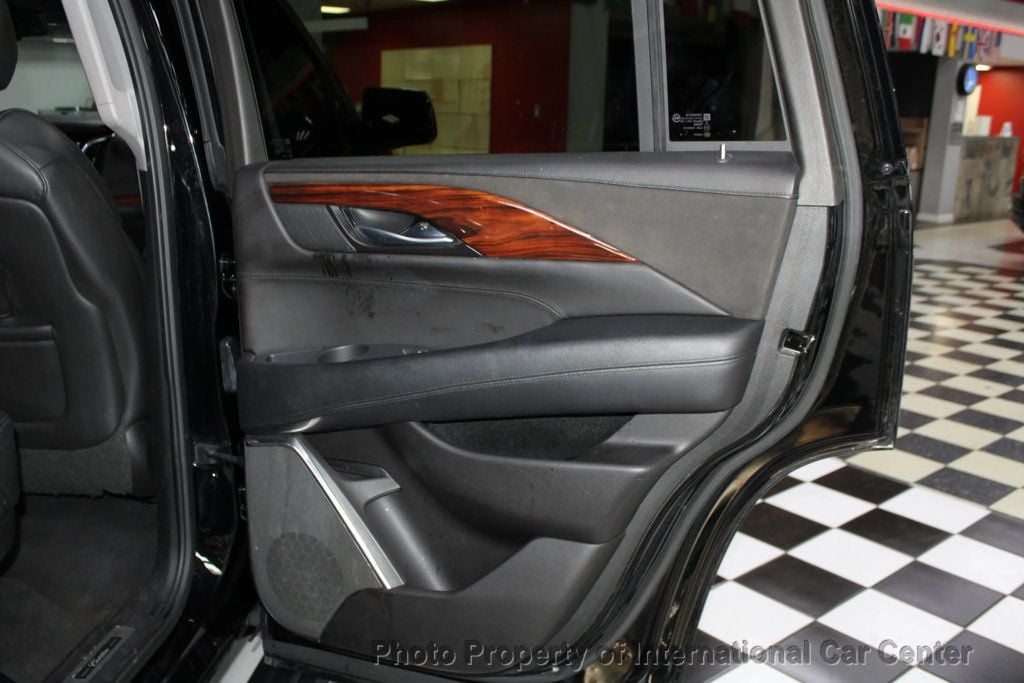 2015 Cadillac Escalade 4WD 4dr Premium - 22927839 - 34