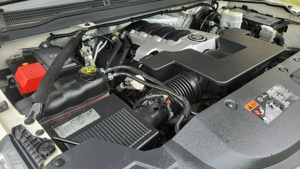 2015 Cadillac Escalade 4WD 4dr Premium - 22371934 - 41