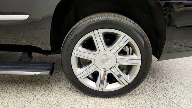 2015 Cadillac Escalade 4WD 4dr Premium w/ Full Leather Seating & Power Running Boards - 23006829 - 9