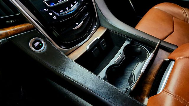 2015 Cadillac Escalade 4WD 4dr Premium w/ Full Leather Seating & Power Running Boards - 23006829 - 18