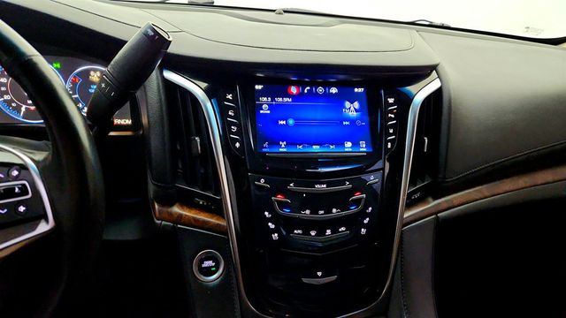 2015 Cadillac Escalade 4WD 4dr Premium w/ Full Leather Seating & Power Running Boards - 23006829 - 19
