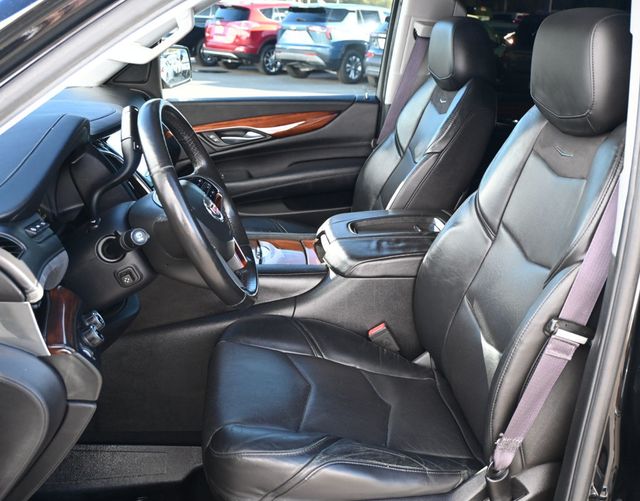 2015 Cadillac Escalade ESV 4WD 4dr Luxury - 22958479 - 13