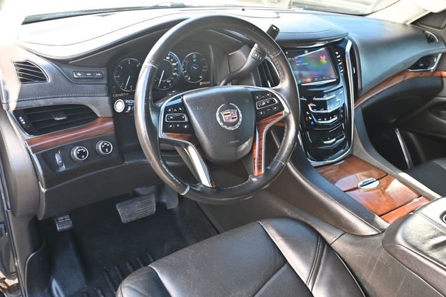 2015 Cadillac Escalade ESV 4WD 4dr Luxury - 22958479 - 8