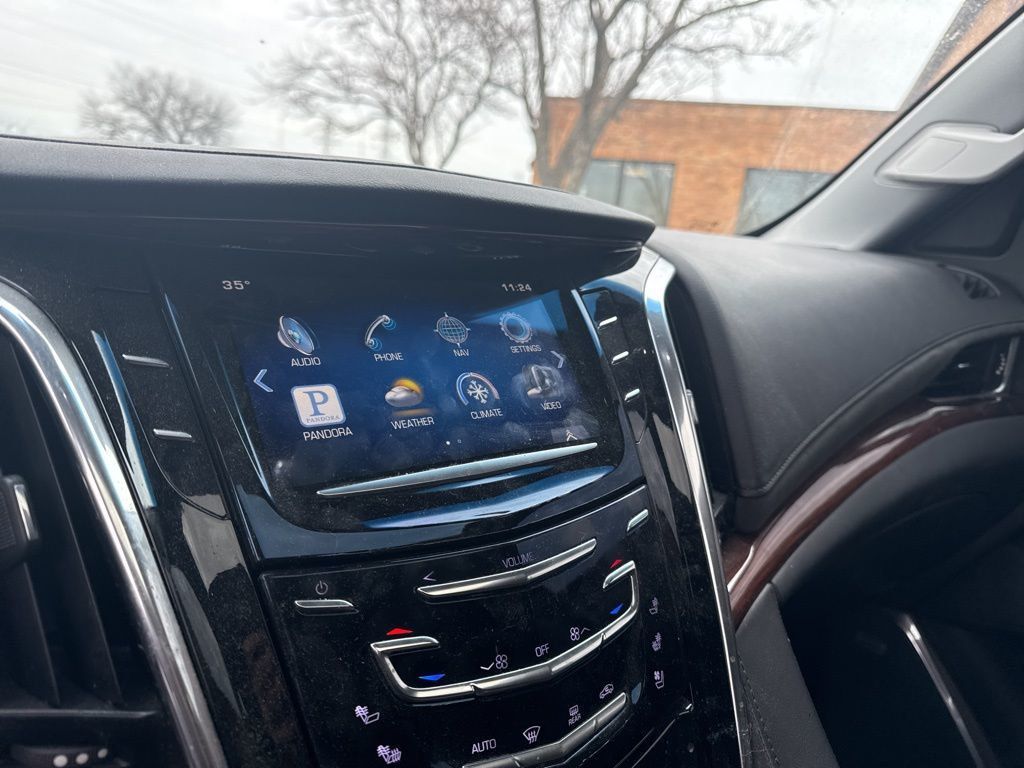 2015 Cadillac Escalade ESV 4WD 4dr Luxury - 22990706 - 12