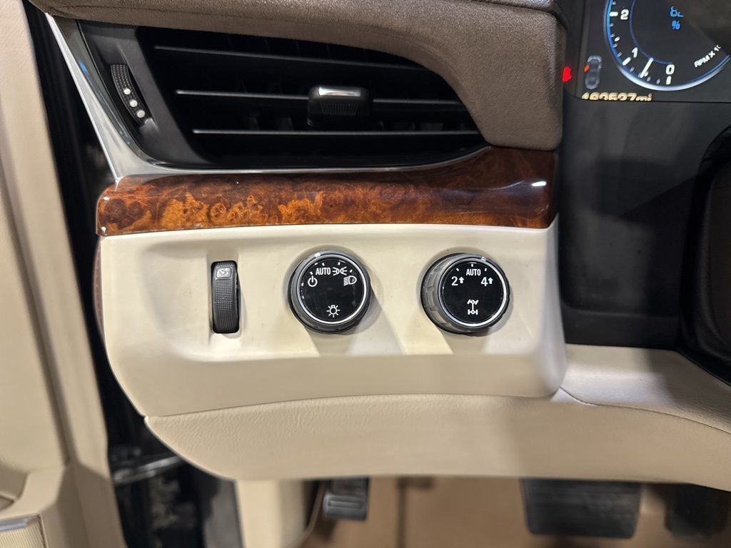 2015 Cadillac Escalade ESV 4WD 4dr Luxury - 22991423 - 14