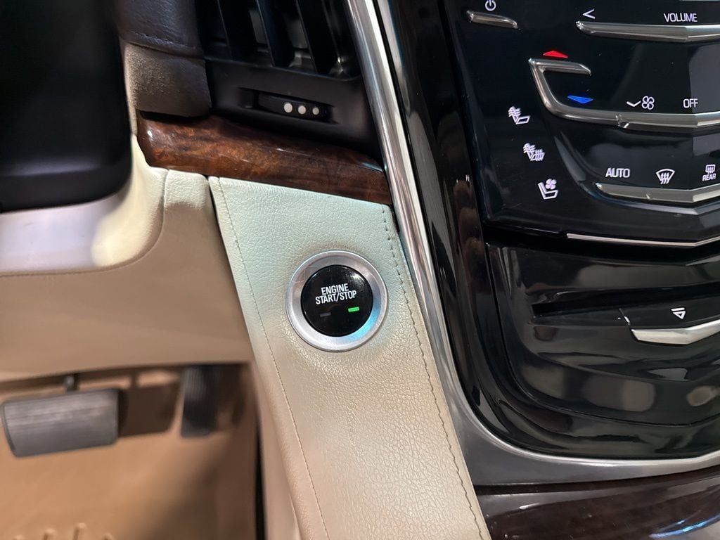 2015 Cadillac Escalade ESV 4WD 4dr Luxury - 22991423 - 16