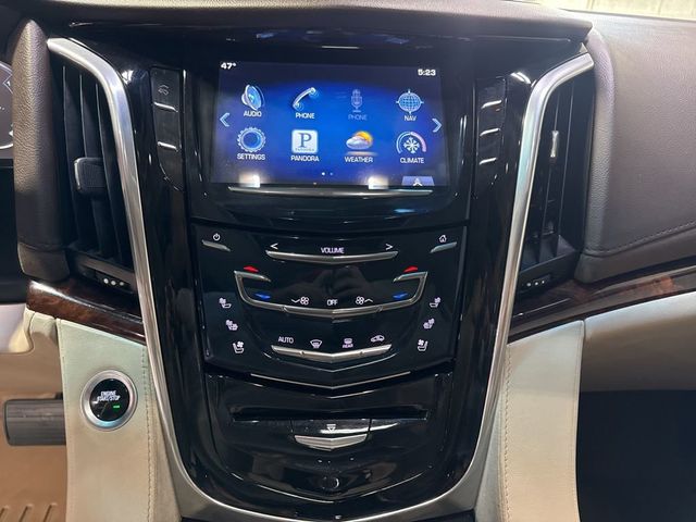 2015 Cadillac Escalade ESV 4WD 4dr Luxury - 22991423 - 17