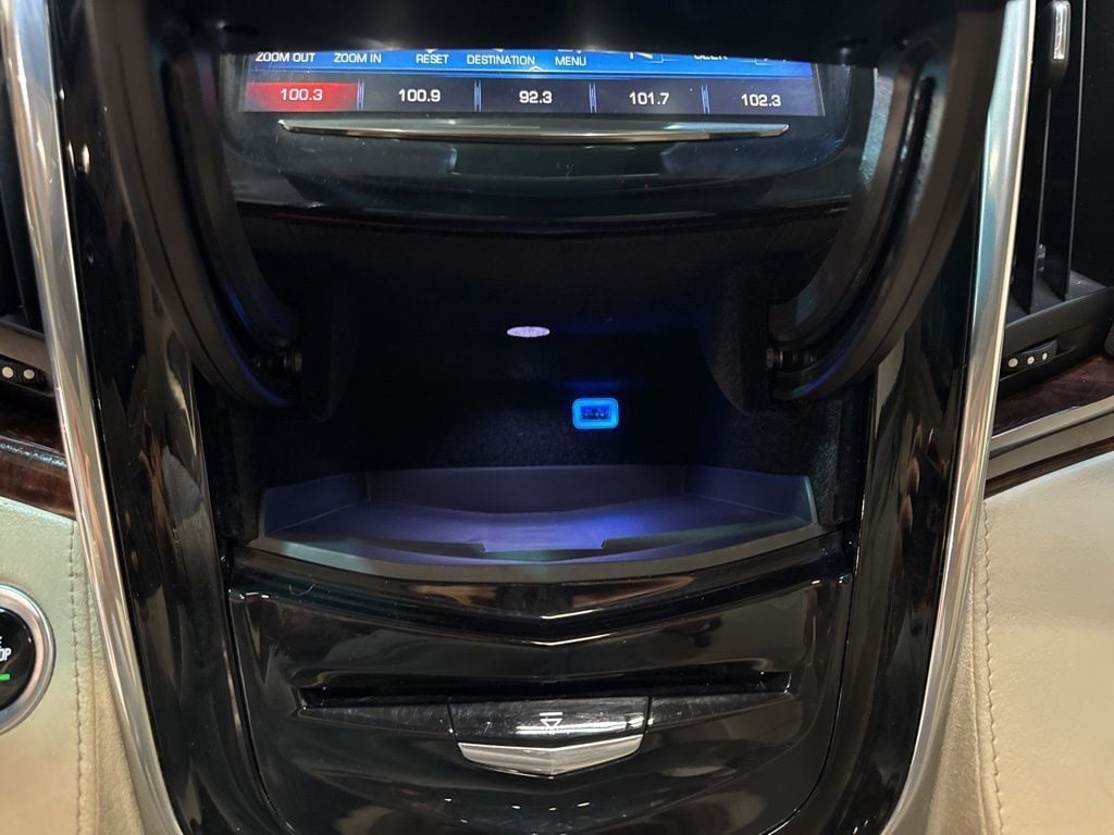 2015 Cadillac Escalade ESV 4WD 4dr Luxury - 22991423 - 22