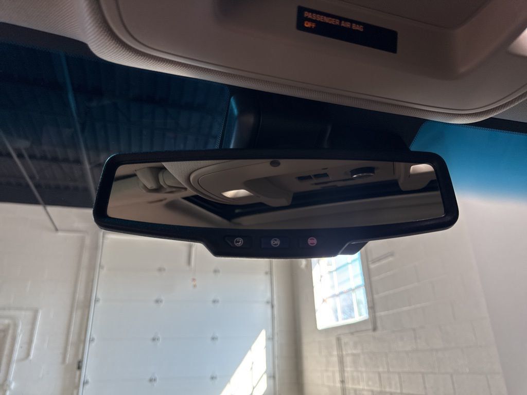 2015 Cadillac Escalade ESV 4WD 4dr Luxury - 22991423 - 24