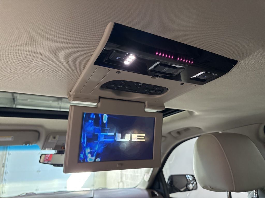 2015 Cadillac Escalade ESV 4WD 4dr Luxury - 22991423 - 37