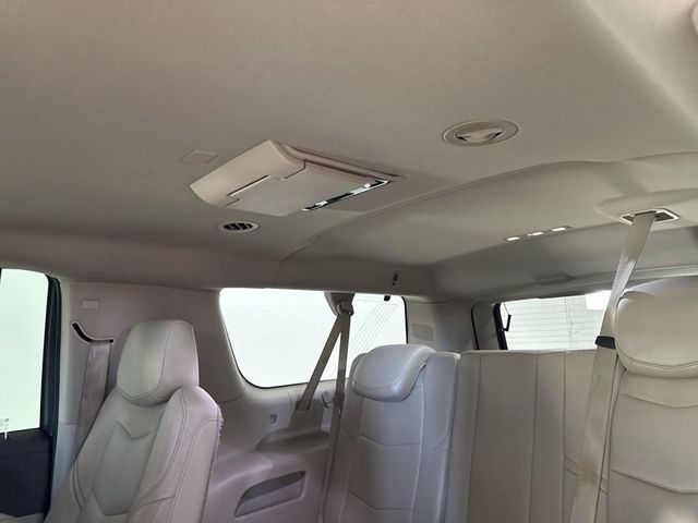 2015 Cadillac Escalade ESV 4WD 4dr Luxury - 22991423 - 39