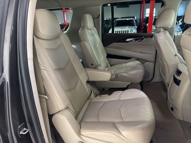 2015 Cadillac Escalade ESV 4WD 4dr Luxury - 22991423 - 46