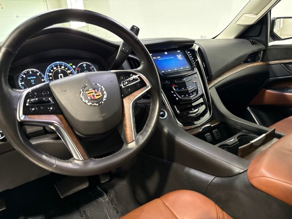 2015 Cadillac Escalade ESV 4WD 4dr Luxury - 23048611 - 10