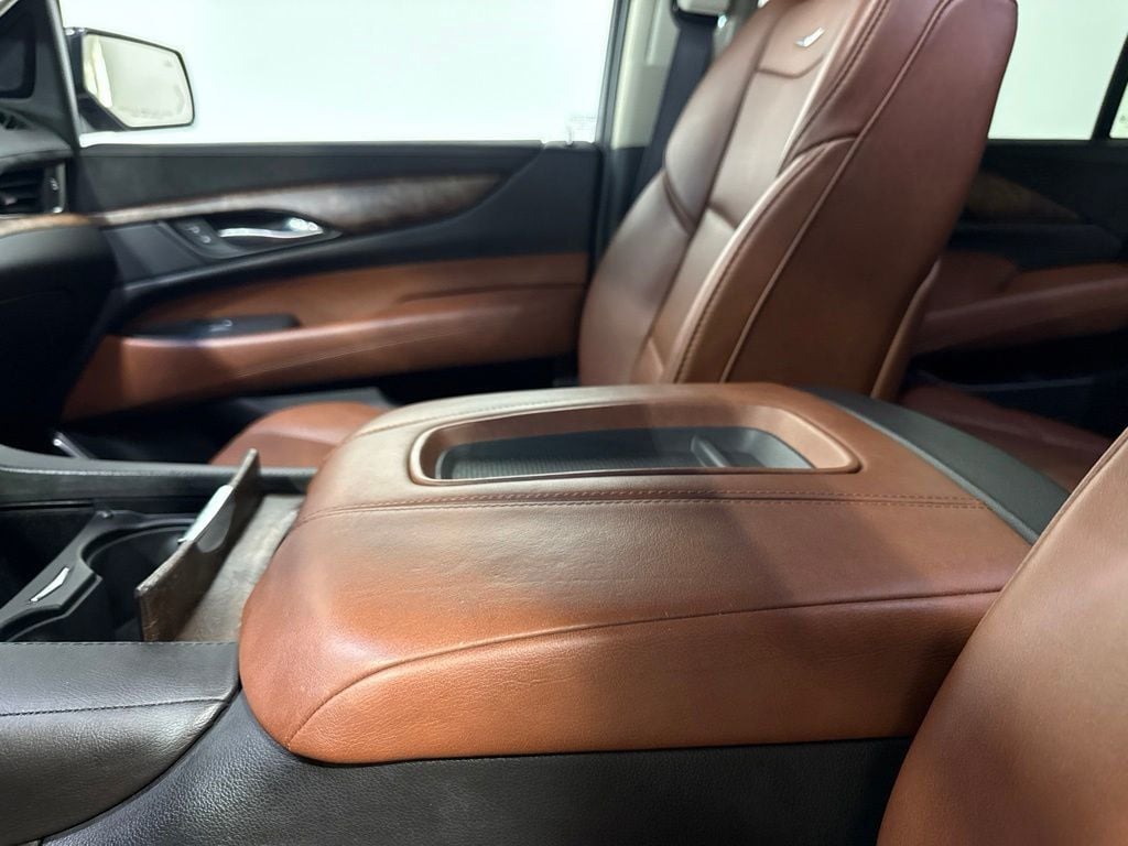 2015 Cadillac Escalade ESV 4WD 4dr Luxury - 23048611 - 23