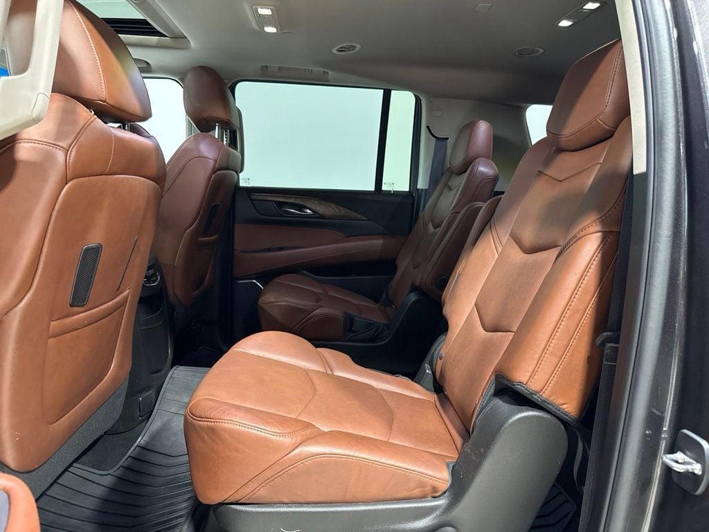2015 Cadillac Escalade ESV 4WD 4dr Luxury - 23048611 - 25