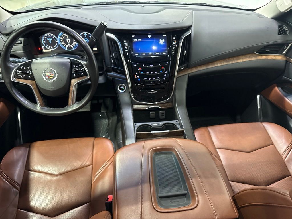 2015 Cadillac Escalade ESV 4WD 4dr Luxury - 23048611 - 35
