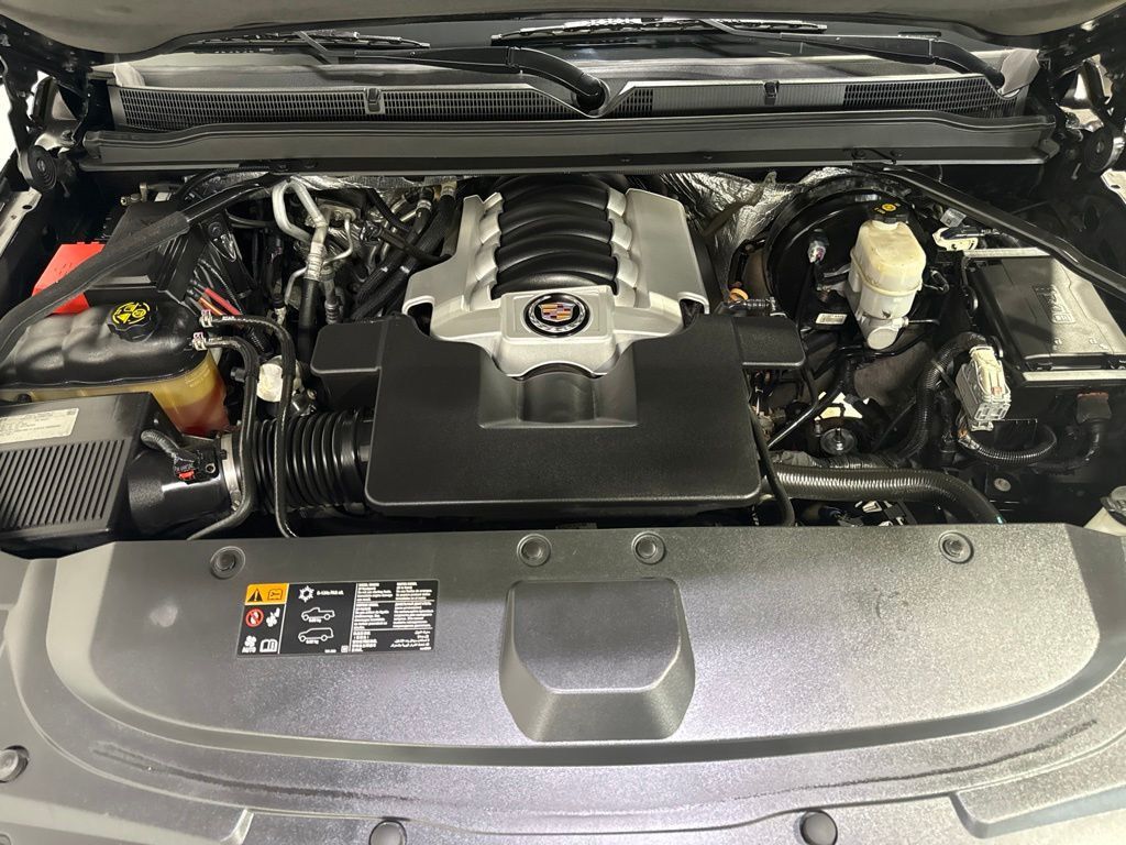 2015 Cadillac Escalade ESV 4WD 4dr Luxury - 23048611 - 36