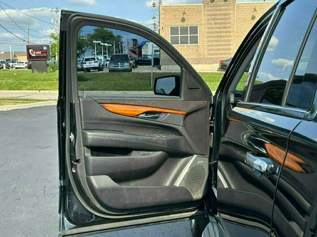 2015 Cadillac Escalade ESV 4WD 4dr Luxury - 23058094 - 21
