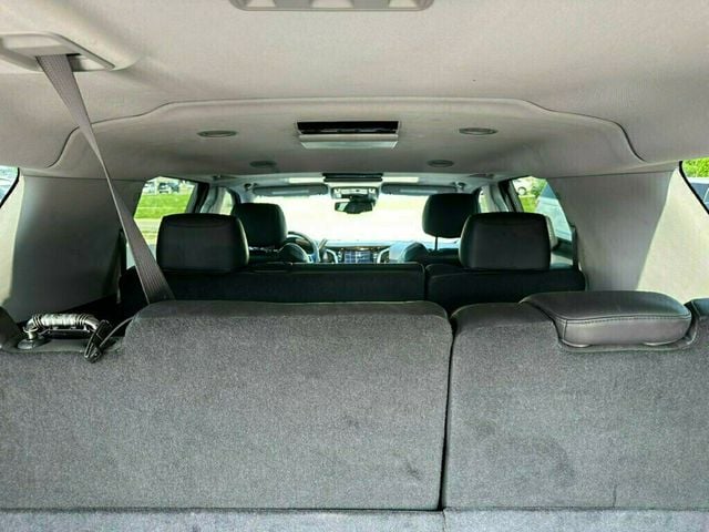 2015 Cadillac Escalade ESV 4WD 4dr Luxury - 23058094 - 38
